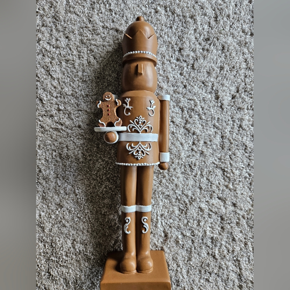 Gingerbread Nutcracker Figurine - Picture 2 of 3